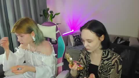 Lili online show from June 7, 2026, 2:59 am