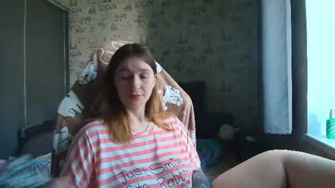 liliawoolf online show from June 18, 2026, 12:42 pm