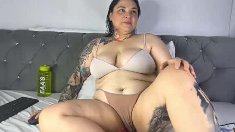 Snapshot of lillebbw_sweet chatting on May 20, 2026, 10:10 am lille online show from May 20, 2026, 10:10 am