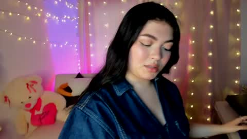 Snapshot of lily_cherry0 chatting on June 21, 2026, 10:23 pm lily_cherry0 online show from June 21, 2026, 10:23 pm