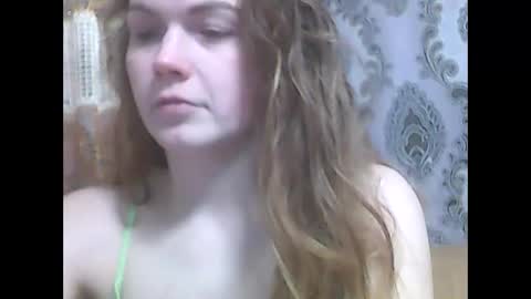 Snapshot of lindaahskysx chatting on February 5, 2026, 9:30 pm LindaAhSkysX online show from February 5, 2026, 9:30 pm