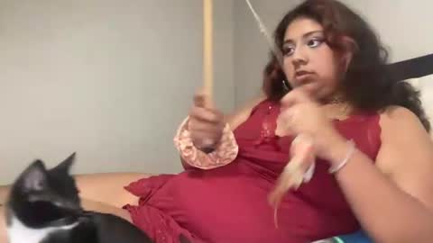 lindadulce online show from July 5, 2026, 5:14 am