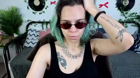 Snapshot of lirabelles chatting on July 20, 2026, 3:21 am hello Ill be waiting for you during these hours tue 10am-5pm wed 3am-5pm thu 3am-5pm fri 3am-10am sat 10am-5pm sun 3am-1GMT online show from July 20, 2026, 3:21 am