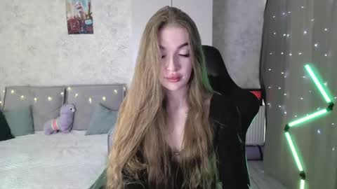 Lissa online show from May 27, 2026, 2:30 am