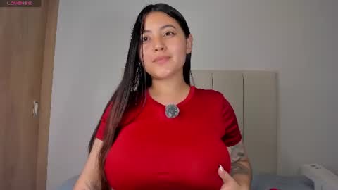 Independent model carolina online show from July 30, 2026, 3:05 am