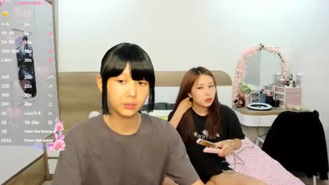 Snapshot of little_yena chatting on June 21, 2026, 10:07 am Yena and Gabby online show from June 21, 2026, 10:07 am