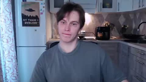 Snapshot of littlesadcabbage chatting on June 19, 2026, 2:49 am Sonnenschein online show from June 19, 2026, 2:49 am