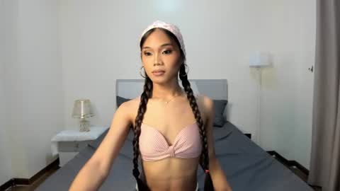 Snapshot of litzy_perez chatting on June 14, 2026, 7:16 pm litzy_perez online show from June 14, 2026, 7:16 pm