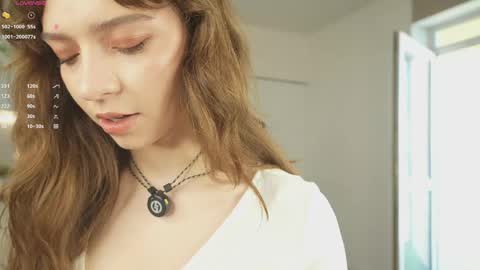 Hello there im Amelia Im new here Lets have fun online show from May 18, 2026, 3:13 am