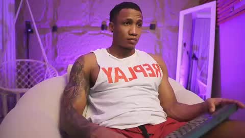 logan_varela online show from June 18, 2026, 1:37 pm