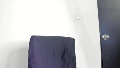 lolabunnysc online show from June 9, 2026, 12:06 pm