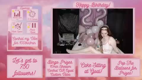 lolarae_xx online show from June 14, 2026, 5:04 pm