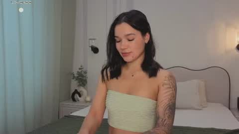lolly_turner online show from July 7, 2026, 4:04 am