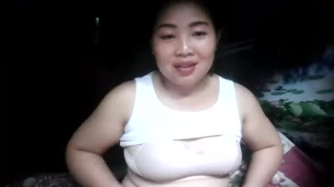 Snapshot of lonna_baby chatting on June 10, 2026, 1:28 am lonna_baby online show from June 10, 2026, 1:28 am