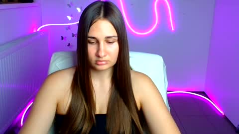 Snapshot of lora_kisses chatting on July 17, 2026, 5:58 am Lora online show from July 17, 2026, 5:58 am