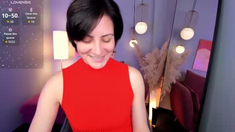 Loren online show from July 3, 2026, 2:12 pm