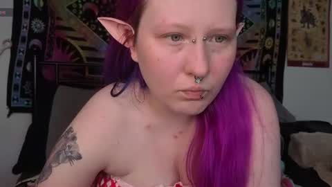 Lori Critter online show from July 23, 2026, 10:40 pm