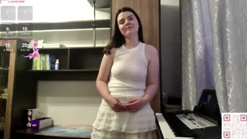 Esma online show from June 8, 2026, 11:43 am
