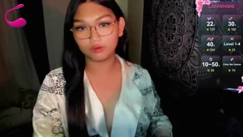 Snapshot of louheart chatting on August 4, 2026, 9:34 am Sweet online show from August 4, 2026, 9:34 am