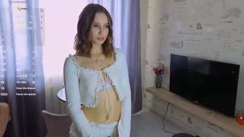 Bella  online show from June 16, 2026, 4:48 am