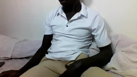 lovelyfeetboy online show from April 15, 2026, 2:57 pm
