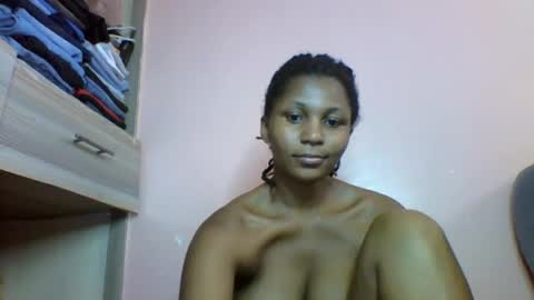lovergal257 online show from May 11, 2026, 9:26 am