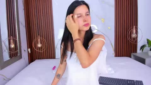 Luci  online show from May 28, 2026, 8:06 pm