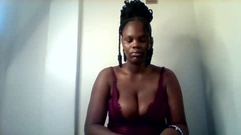 Snapshot of luciaresa chatting on July 9, 2026, 9:02 am luciaresa online show from July 9, 2026, 9:02 am