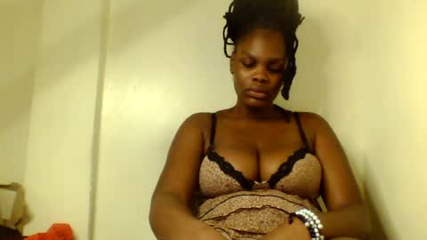 Snapshot of luciaresa chatting on July 25, 2026, 3:15 am luciaresa online show from July 25, 2026, 3:15 am
