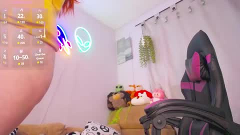 Lucie   online show from May 13, 2026, 1:47 am