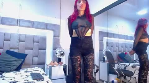 Lucie Red online show from June 7, 2026, 7:50 pm