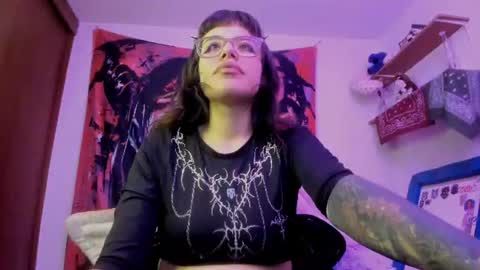 Snapshot of luciferrx666 chatting on June 25, 2026, 7:02 am camila online show from June 25, 2026, 7:02 am