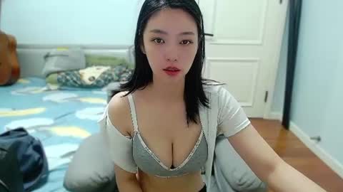 luckypomelo online show from July 1, 2026, 2:40 pm