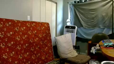 Snapshot of lucylaurel chatting on July 26, 2026, 5:09 pm lucylaurely online show from July 26, 2026, 5:09 pm