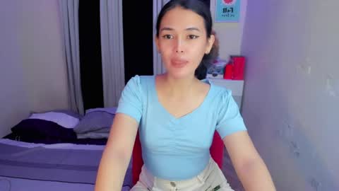 Lucy online show from May 17, 2026, 9:33 pm