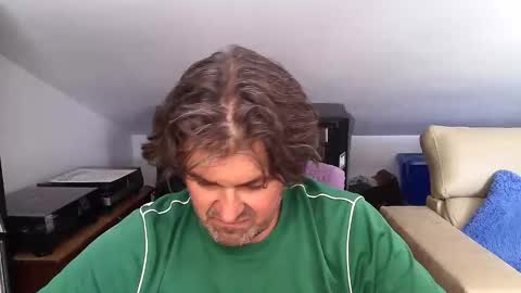 LUIGIJOHN online show from June 11, 2026, 12:36 pm
