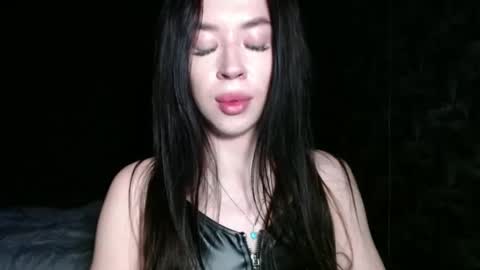 luisa lovedom online show from May 15, 2026, 11:34 pm