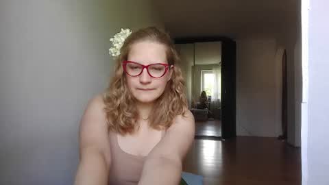 Lumi online show from July 26, 2026, 8:32 am