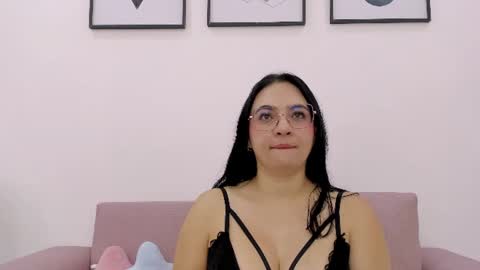 Snapshot of luna_ferrer1 chatting on July 18, 2026, 11:58 am luna_ferrer1 online show from July 18, 2026, 11:58 am