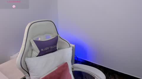 luna rose online show from June 23, 2026, 12:41 am