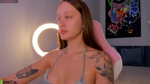 lunaawilde online show from June 30, 2026, 1:06 am