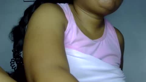 i am alessandra online show from February 18, 2026, 10:06 pm