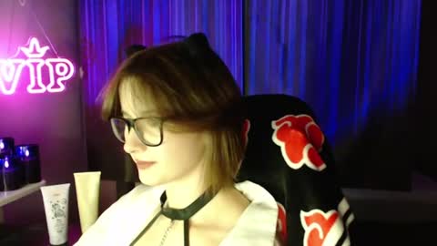 LunaXcherry online show from July 28, 2026, 7:39 pm