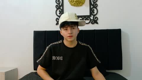 Snapshot of lunaydream chatting on June 3, 2026, 11:35 am lunaydream online show from June 3, 2026, 11:35 am
