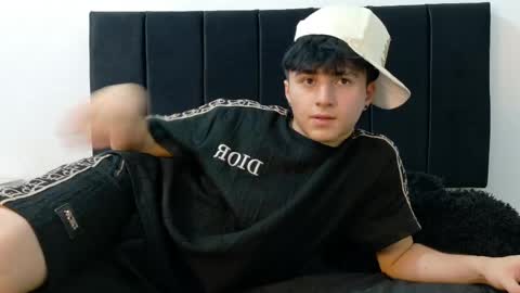 Snapshot of lunaydream chatting on June 3, 2026, 2:33 pm lunaydream online show from June 3, 2026, 2:33 pm