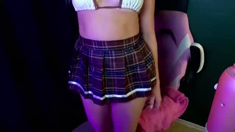 lushlolly online show from June 15, 2026, 4:04 am