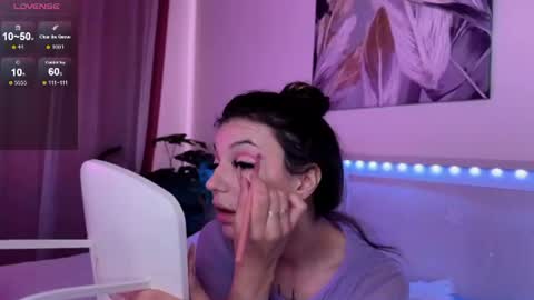 Snapshot of luvlyveronica chatting on July 1, 2026, 9:22 am Veronica online show from July 1, 2026, 9:22 am