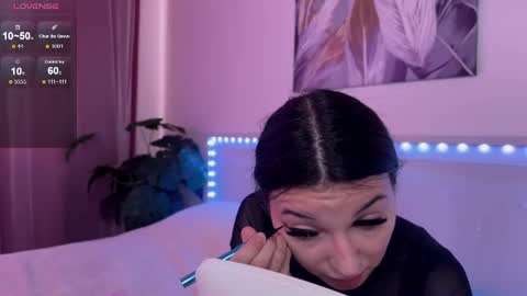 Snapshot of luvlyveronica chatting on July 23, 2026, 9:40 am Veronica online show from July 23, 2026, 9:40 am