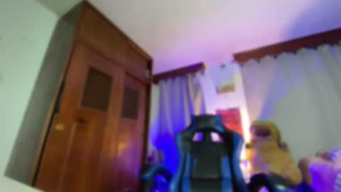 Snapshot of luxe_fantasy25 chatting on July 23, 2026, 12:02 am luxe_fantasy25 online show from July 23, 2026, 12:02 am