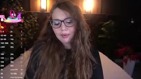 Snapshot of luxsopphia_ chatting on July 3, 2026, 12:33 pm luxsopphia_ online show from July 3, 2026, 12:33 pm